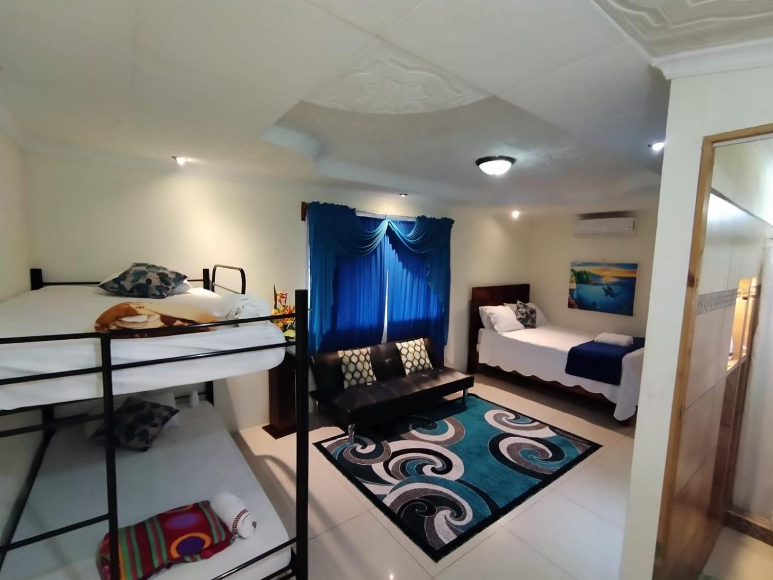Hospedaje La Galerie Ciudad Cortés Room photo